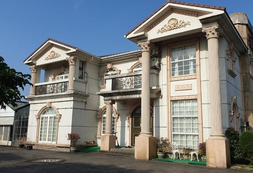 استراحتگاه Beauty Monroe B&b 可包棟 150吋投影 唱歌 夏日玩水 烤肉 電動麻將