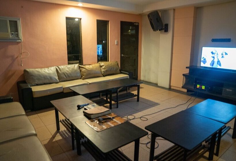 استراحتگاه Cebu Westown Lagoon  South Wing