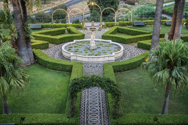 استراحتگاه Villa Pulejo