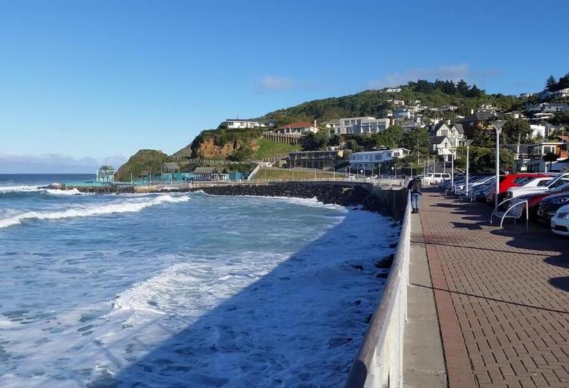 Rosemount B&b By The Sea St Clair