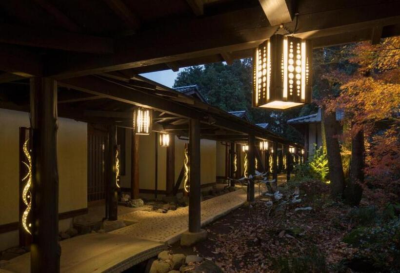 ریوکان Chikurakutei