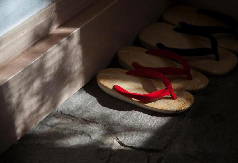 ریوکان Chikurakutei