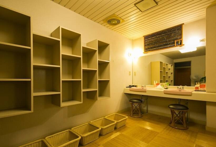 ريوكان Yumoto Komachikan