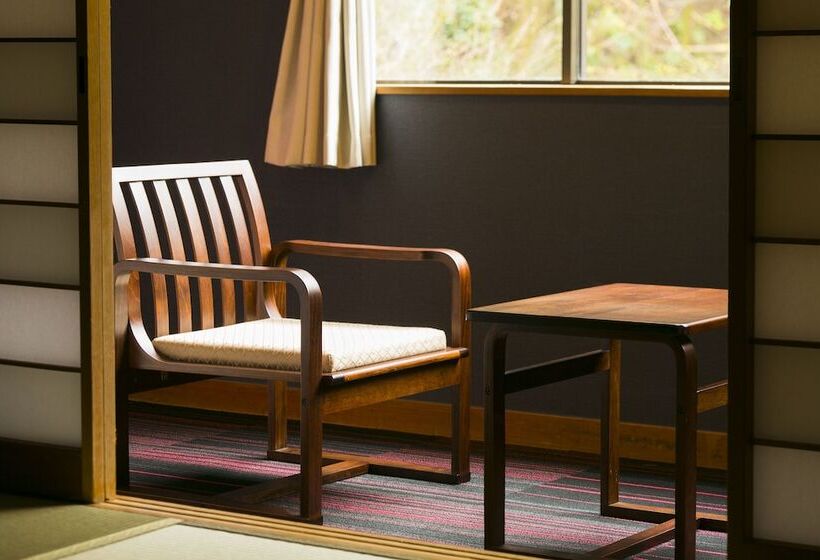 ريوكان Yumoto Komachikan