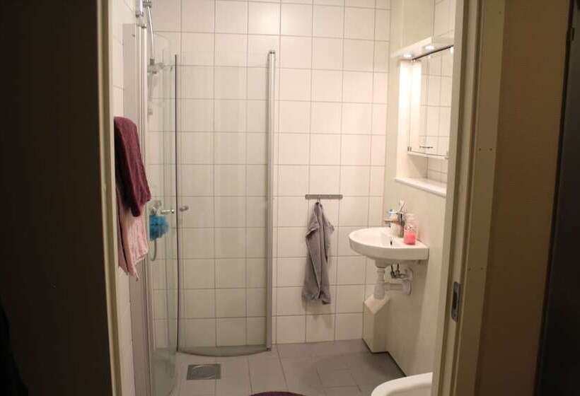 Stf östra Flygeln Bunge Vandrarhem