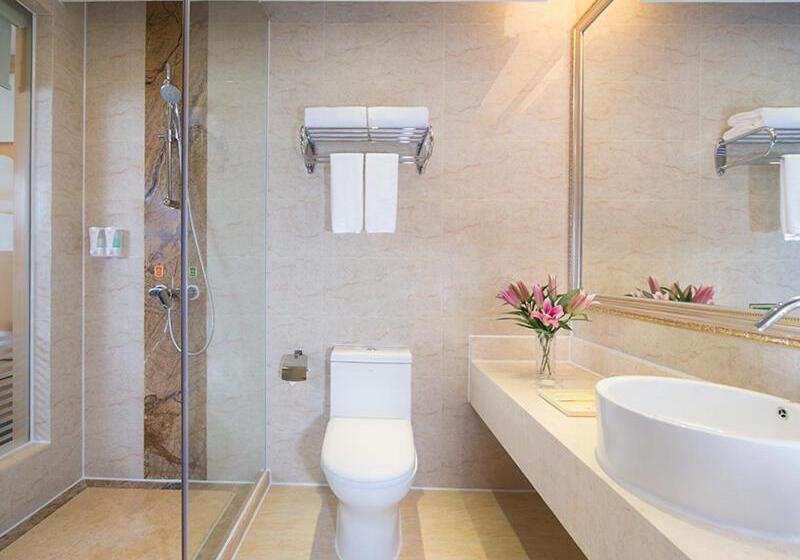 Vienna Hotel Meizhou Jiangnan