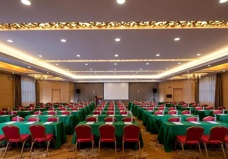 Vienna Hotel Meizhou Jiangnan