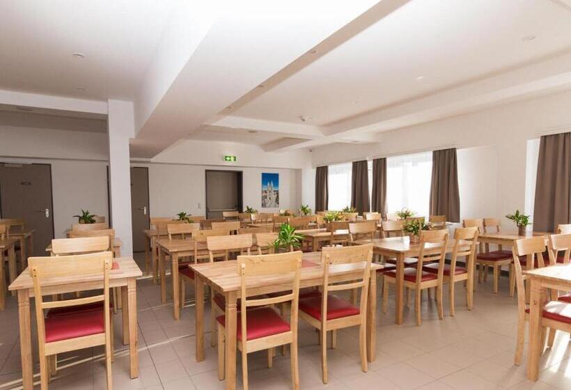 مبيت وإفطار Winbudget Bed&breakfast