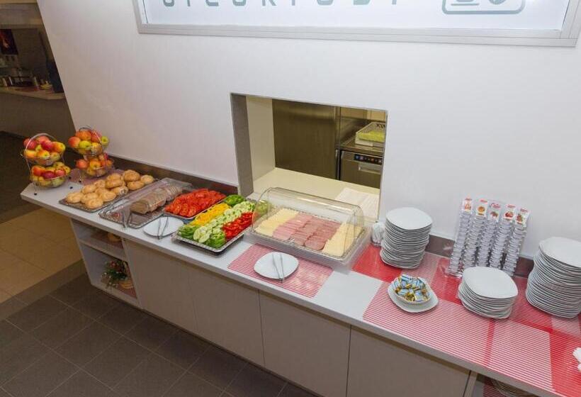 مبيت وإفطار Winbudget Bed&breakfast