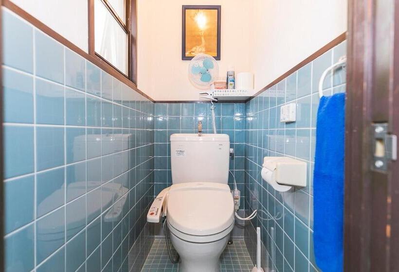 Bigtree Guest House Hostel