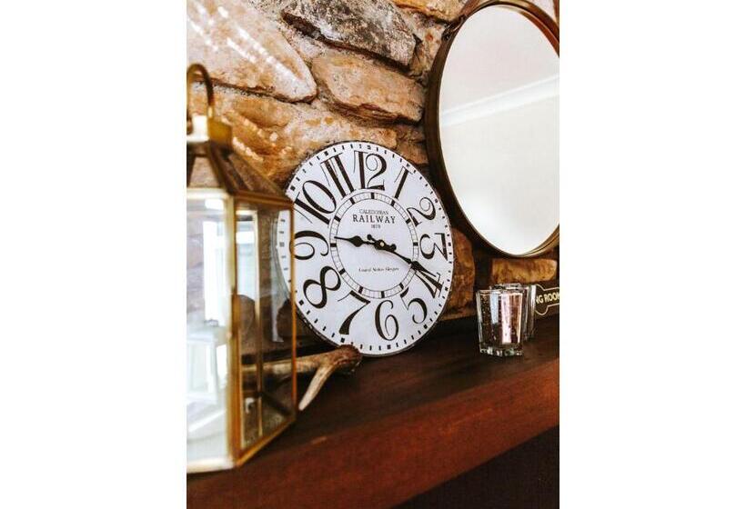 Balsporran Bed And Breakfast