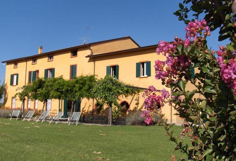مبيت وإفطار Agriturismo Le Colombaie