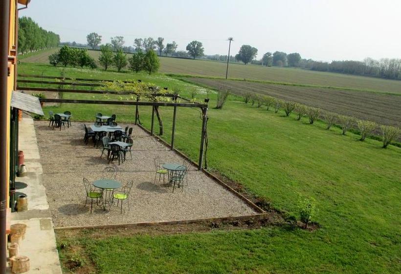 مبيت وإفطار Agriturismo Le Colombaie