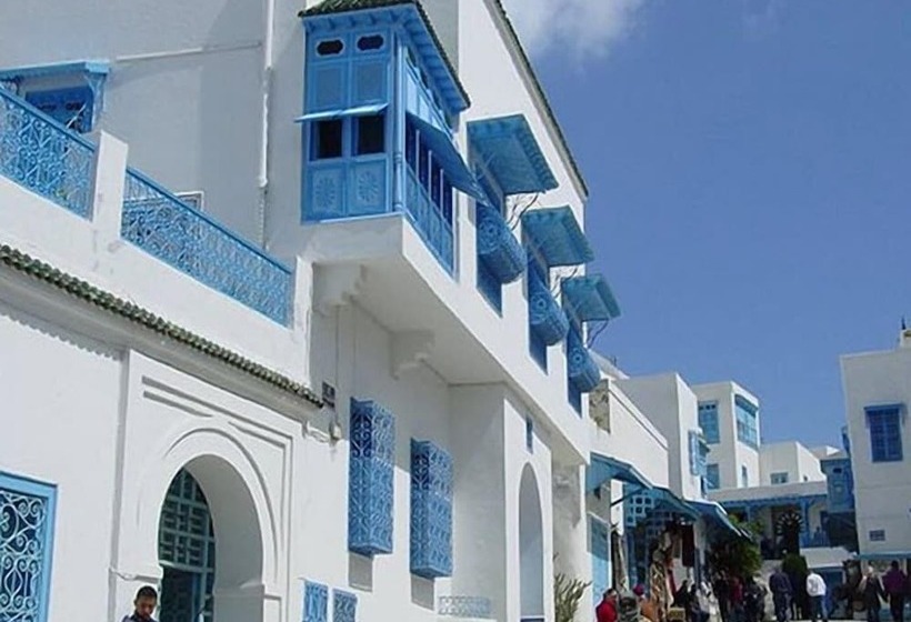 تختخواب و صبحانه Bou Fares