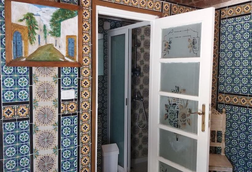 تختخواب و صبحانه Bou Fares