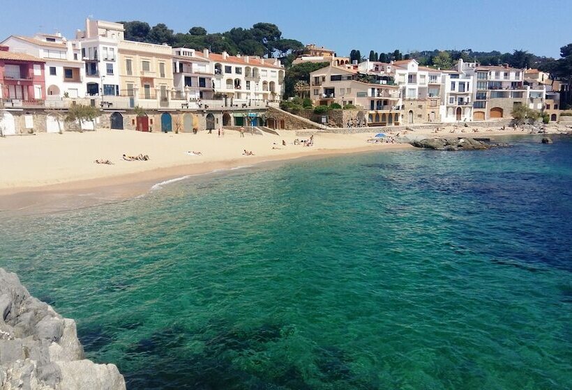 住宿加早餐  Casa Calella