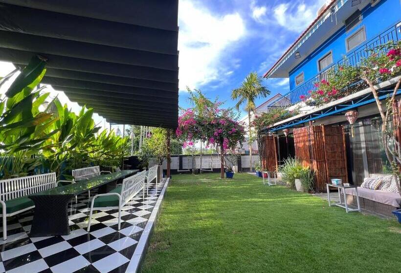 تختخواب و صبحانه Lavini Hoian Boutique Villa