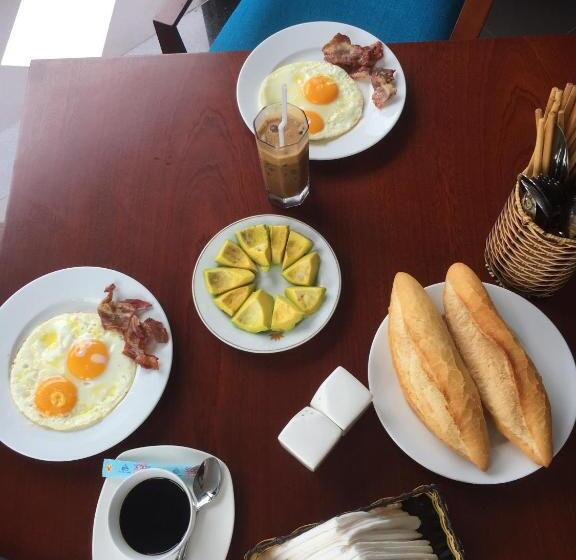 تختخواب و صبحانه Lavini Hoian Boutique Villa