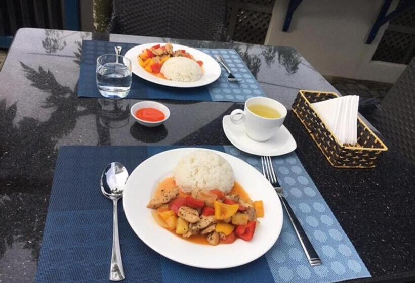 تختخواب و صبحانه Lavini Hoian Boutique Villa