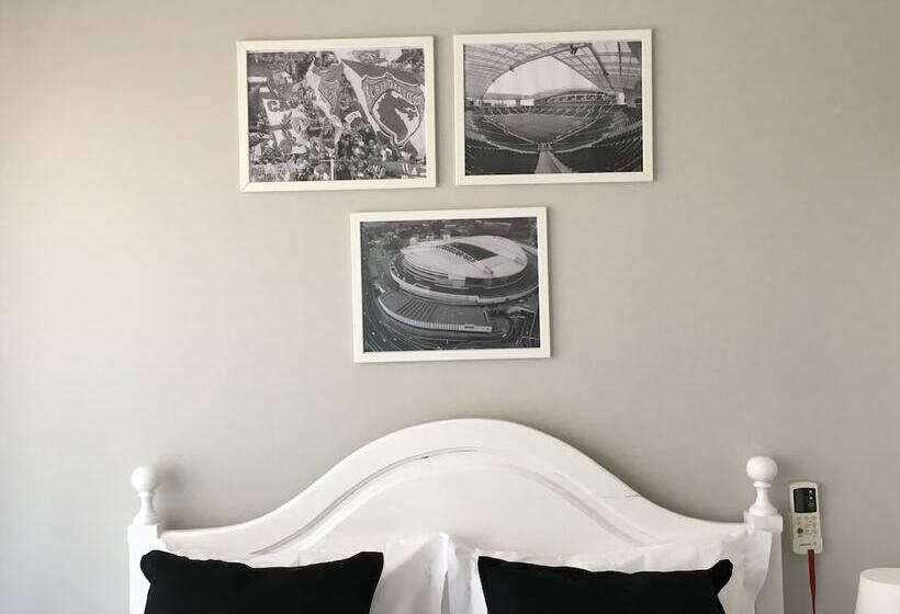 Bed and Breakfast Mirandesa Guesthouse