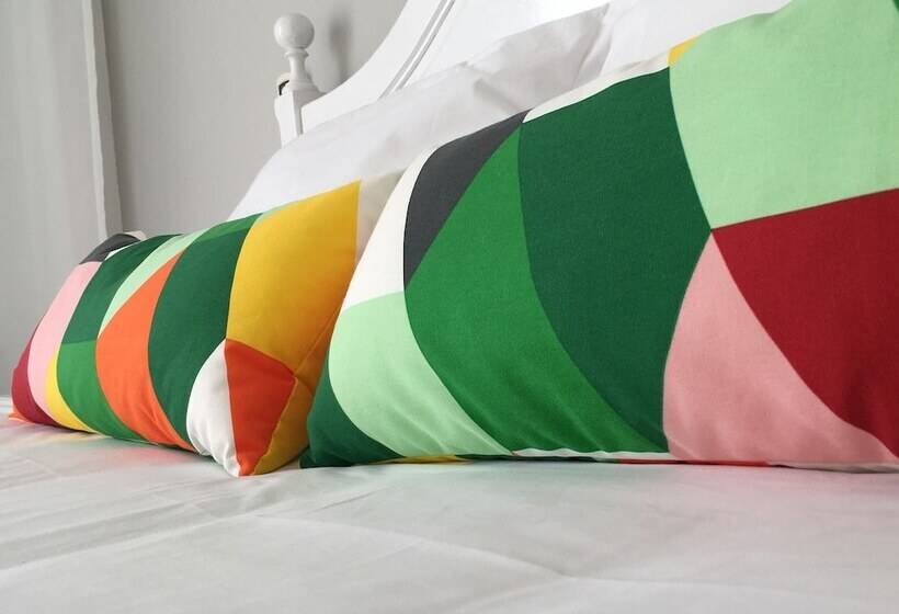 Bed and Breakfast Mirandesa Guesthouse