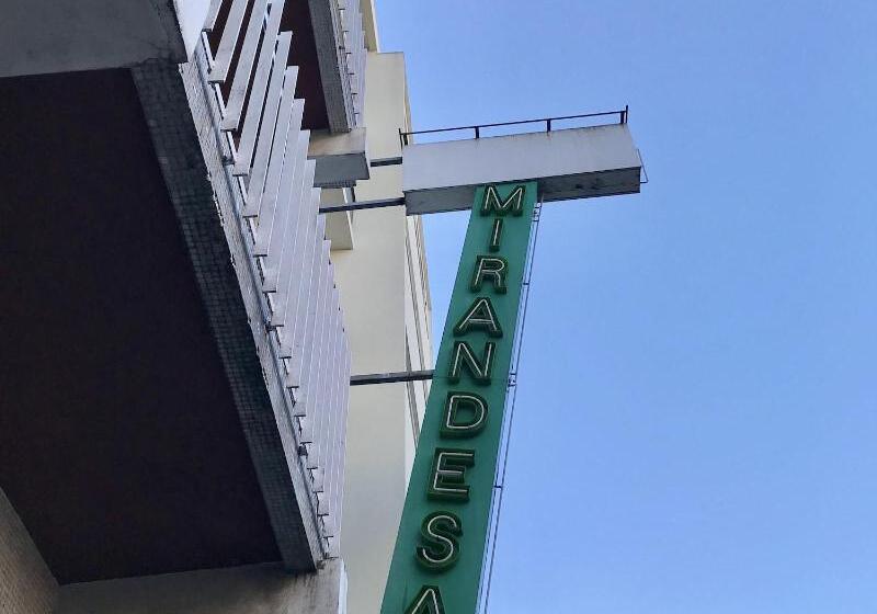 مبيت وإفطار Mirandesa Guesthouse