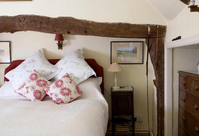 مبيت وإفطار The Old Manor House