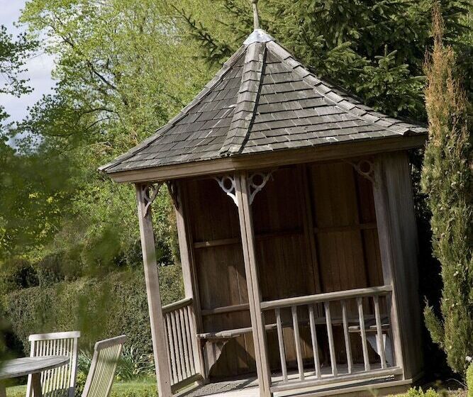 مبيت وإفطار The Old Manor House