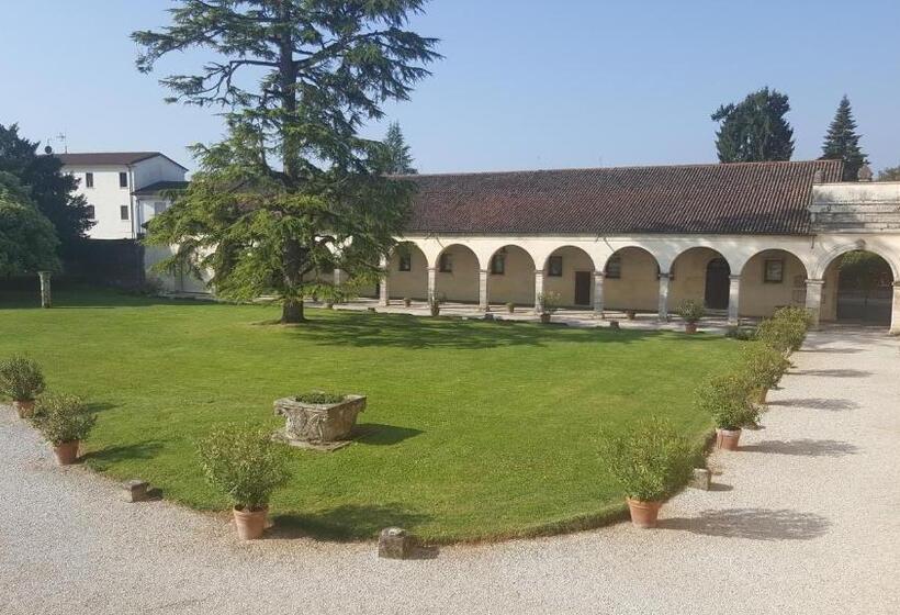 Bed and Breakfast Villa Curti