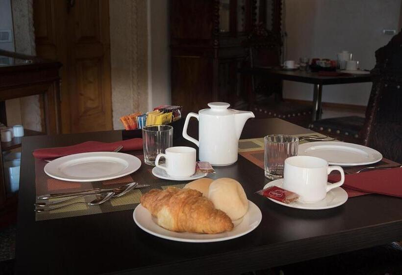 مبيت وإفطار Villa Curti