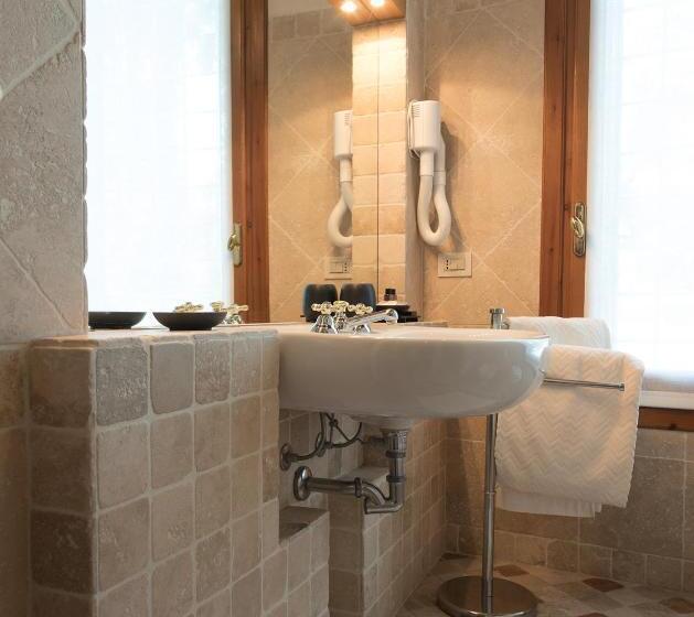 مبيت وإفطار Villa Curti