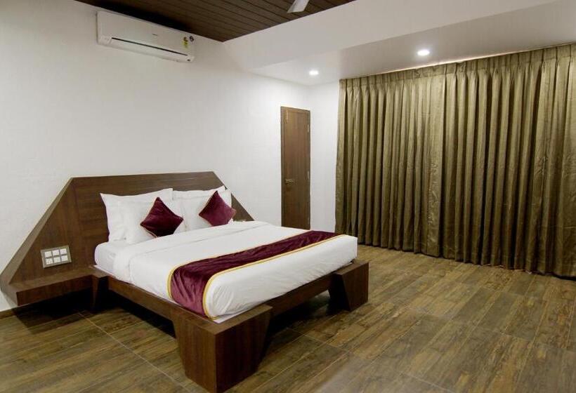 Forest County Resort