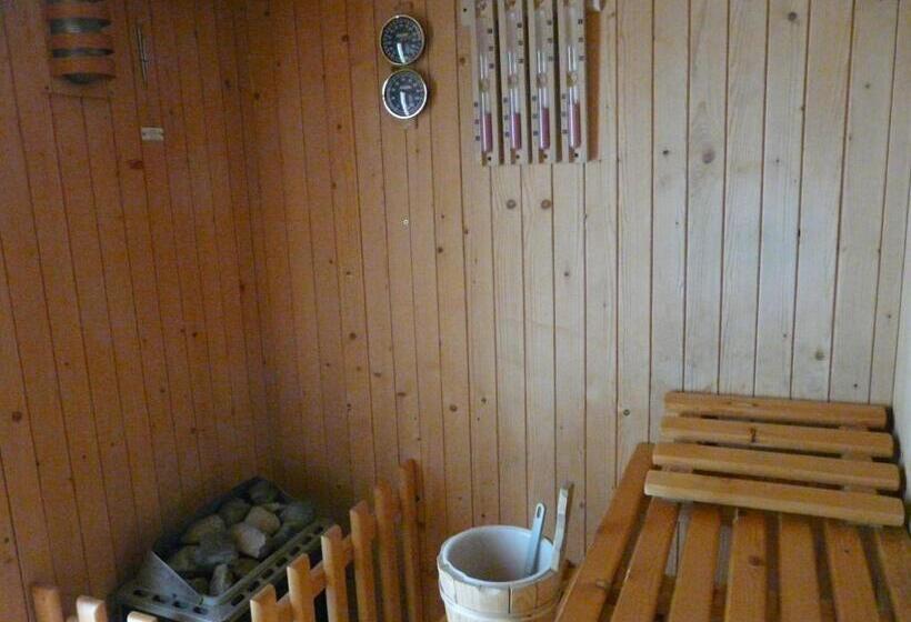 G&d Hotel Deanna Golf