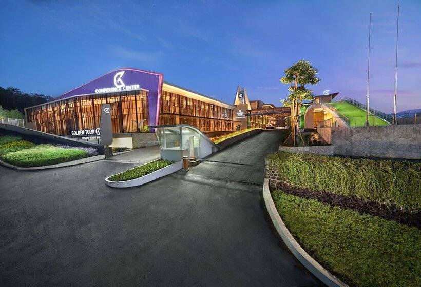 Golden Tulip Holland Resort Batu