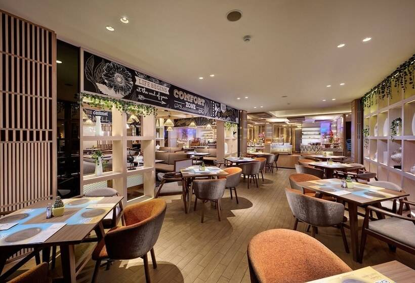 Golden Tulip Holland Resort Batu