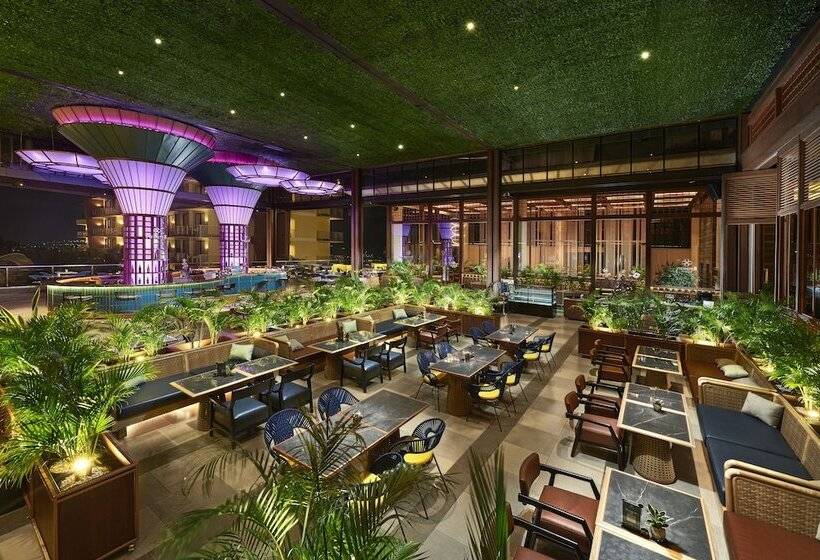 Golden Tulip Holland Resort Batu