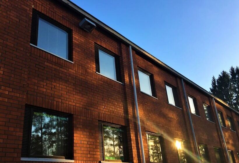 Отель The Rooms Airport   20rooms