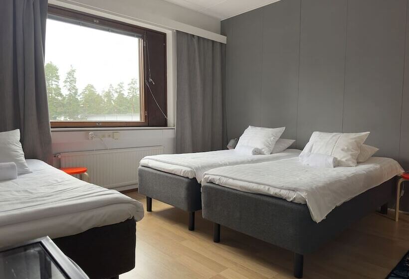 Отель The Rooms Airport   20rooms