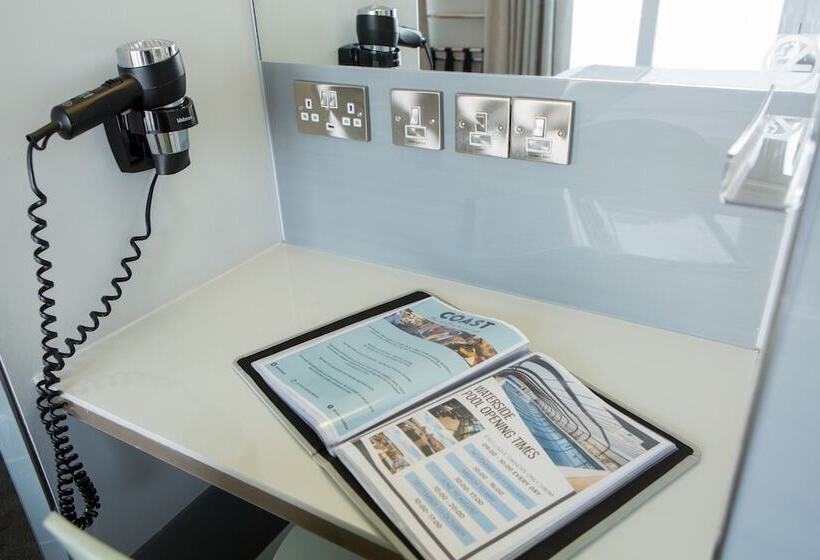 ホテル Allseasons