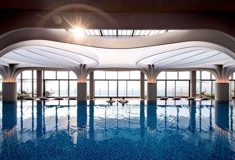 هتل Ananti At Busan Cove