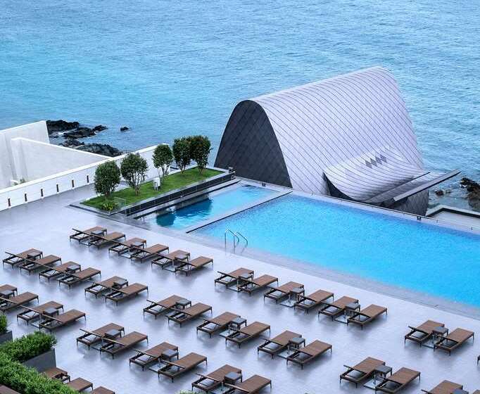 هتل Ananti At Busan Cove