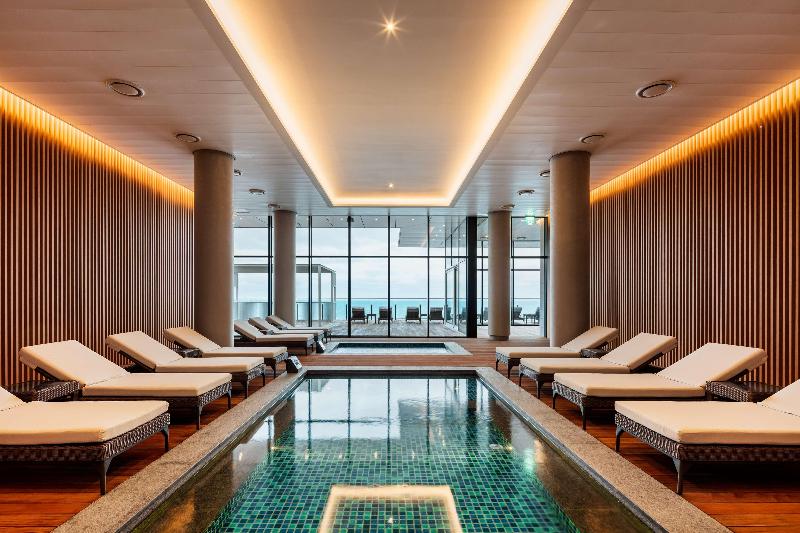 هتل Ananti At Busan Cove