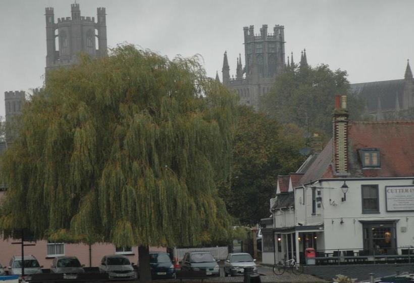 فندق Barge Waternimf