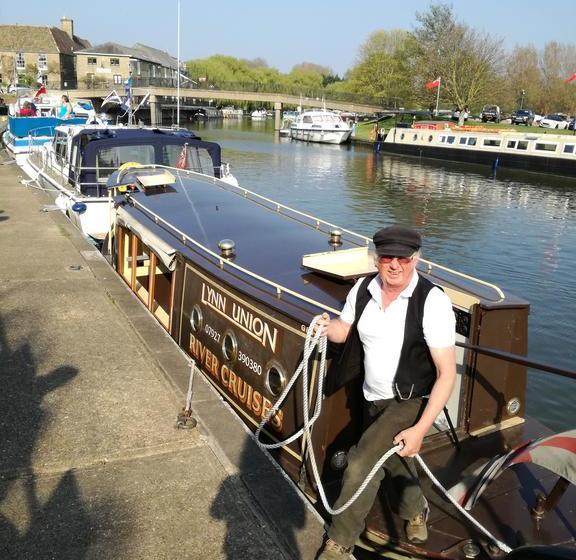 فندق Barge Waternimf