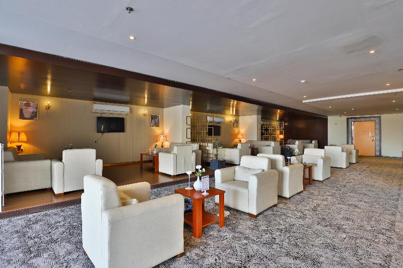 هتل Capital O 338 Asian