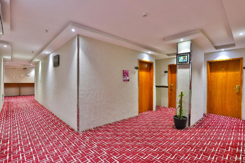 هتل Capital O 338 Asian