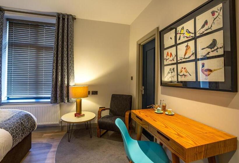 בית מלון כפרי Eagle And Child, Ramsbottom