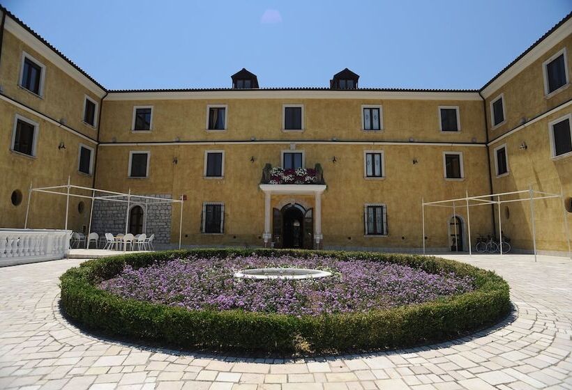 בית מלון כפרי Eliceto Resort & Spa