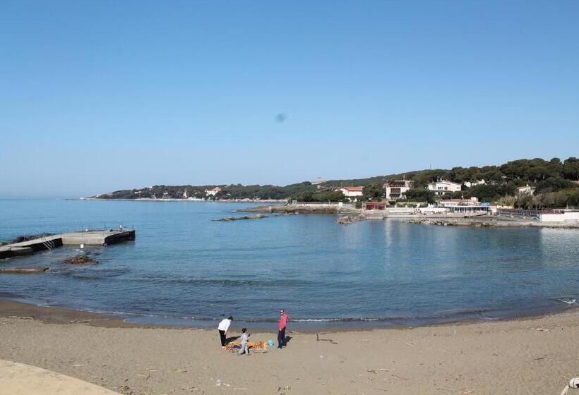 Отель La Marinella