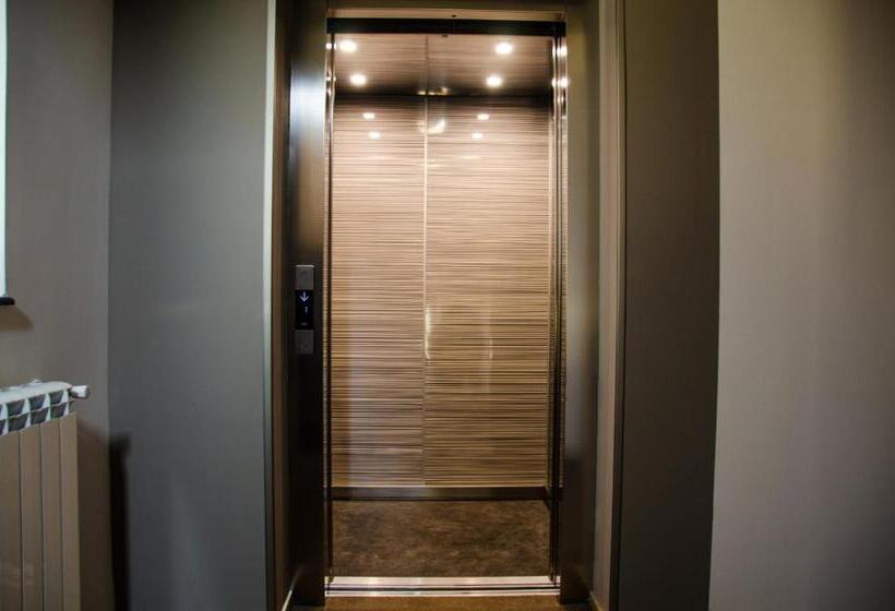 호텔 Milano Blue Mamaia